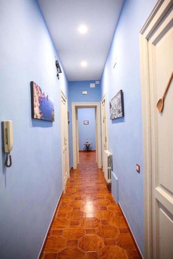 Non Ci Resta Che Napoli Bed & Breakfast Bagian luar foto
