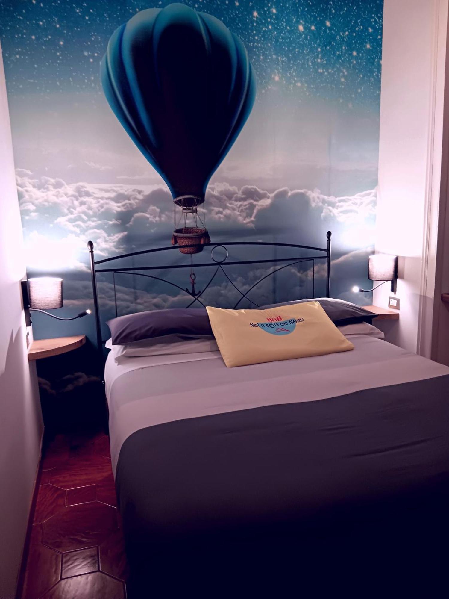 Non Ci Resta Che Napoli Bed & Breakfast Bagian luar foto