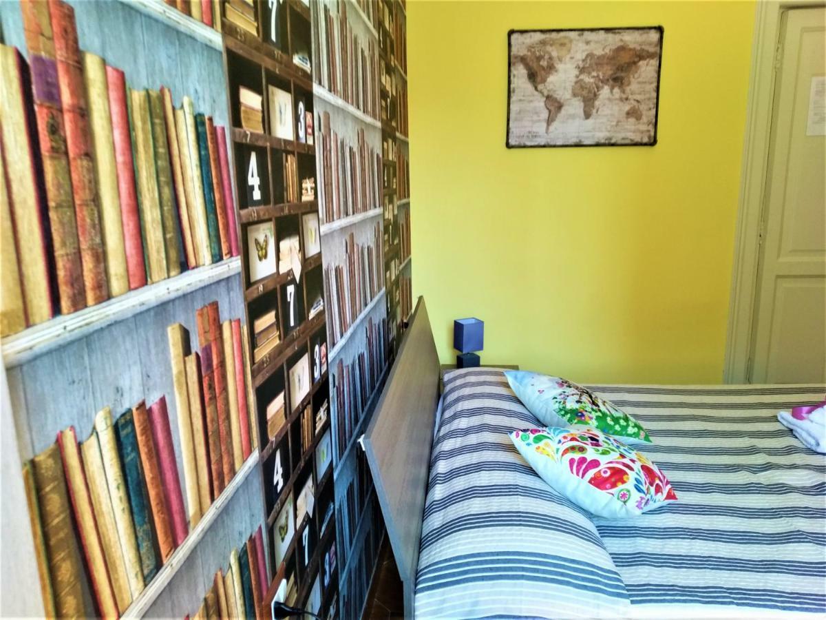 Non Ci Resta Che Napoli Bed & Breakfast Bagian luar foto