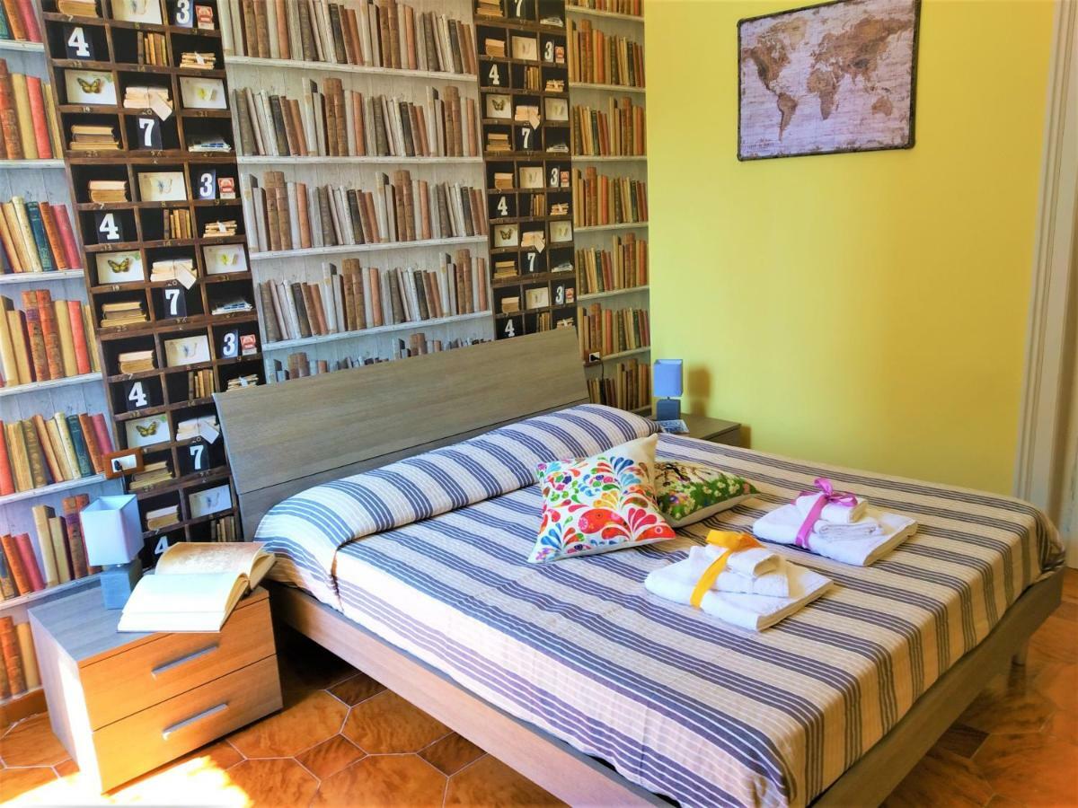 Non Ci Resta Che Napoli Bed & Breakfast Bagian luar foto